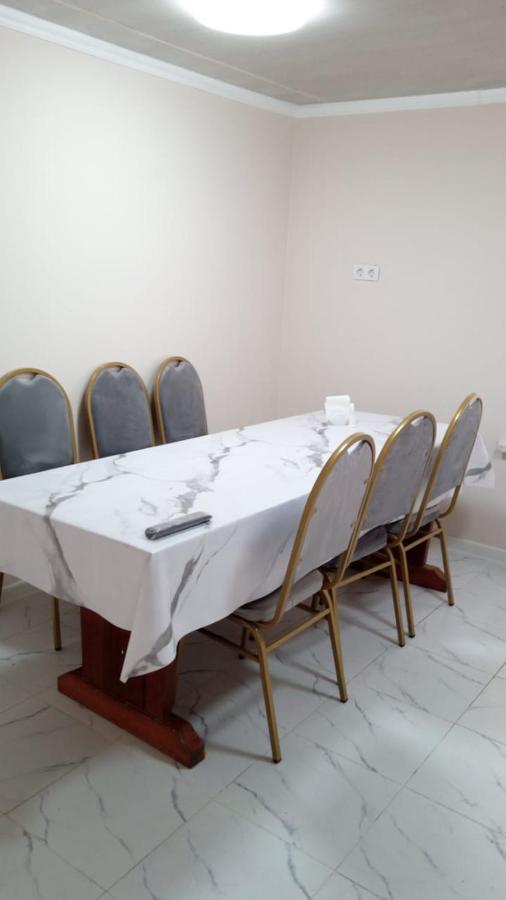 Railway Hotel Алмати Екстер'єр фото